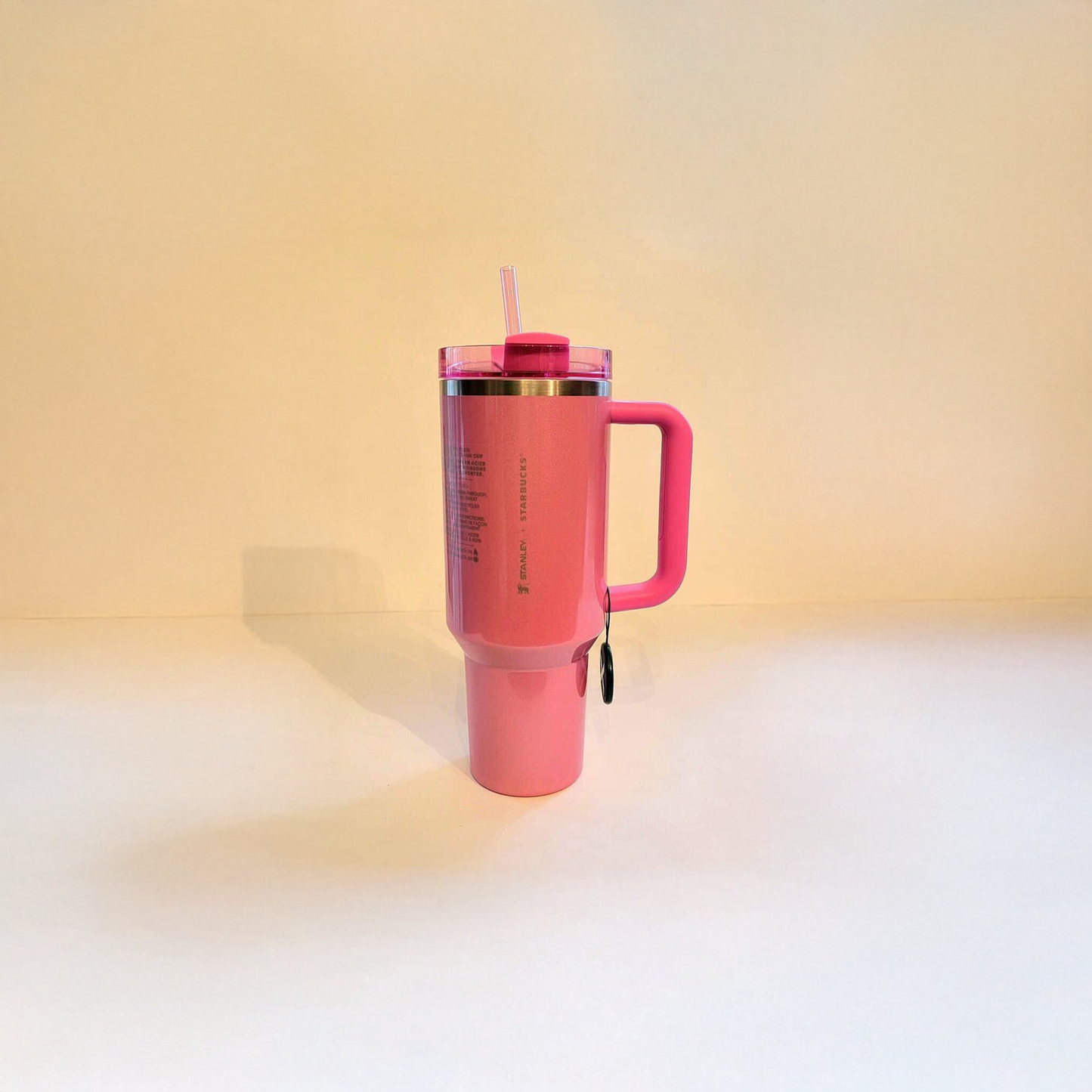 كوب ستانلي الوردي من ستاربكس