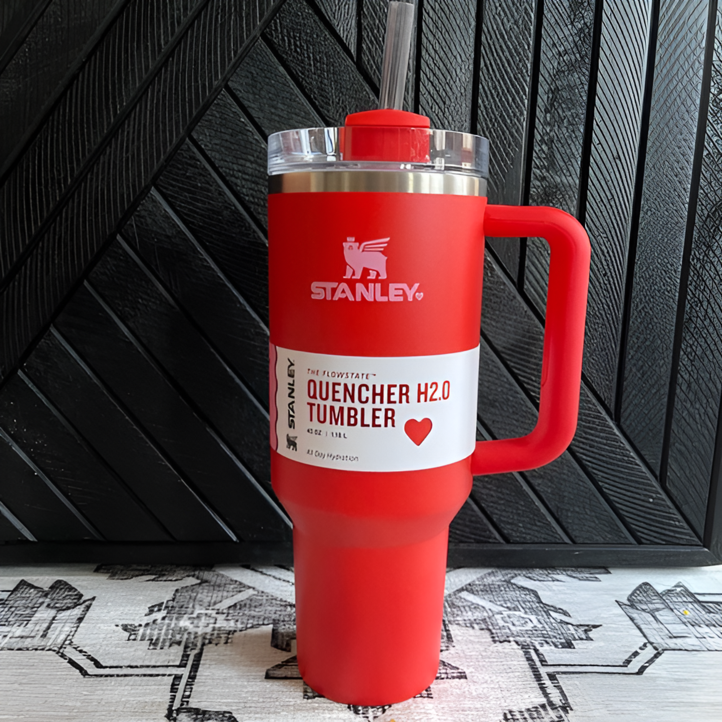 كأس ستانلي الأحمر لعيد الحب